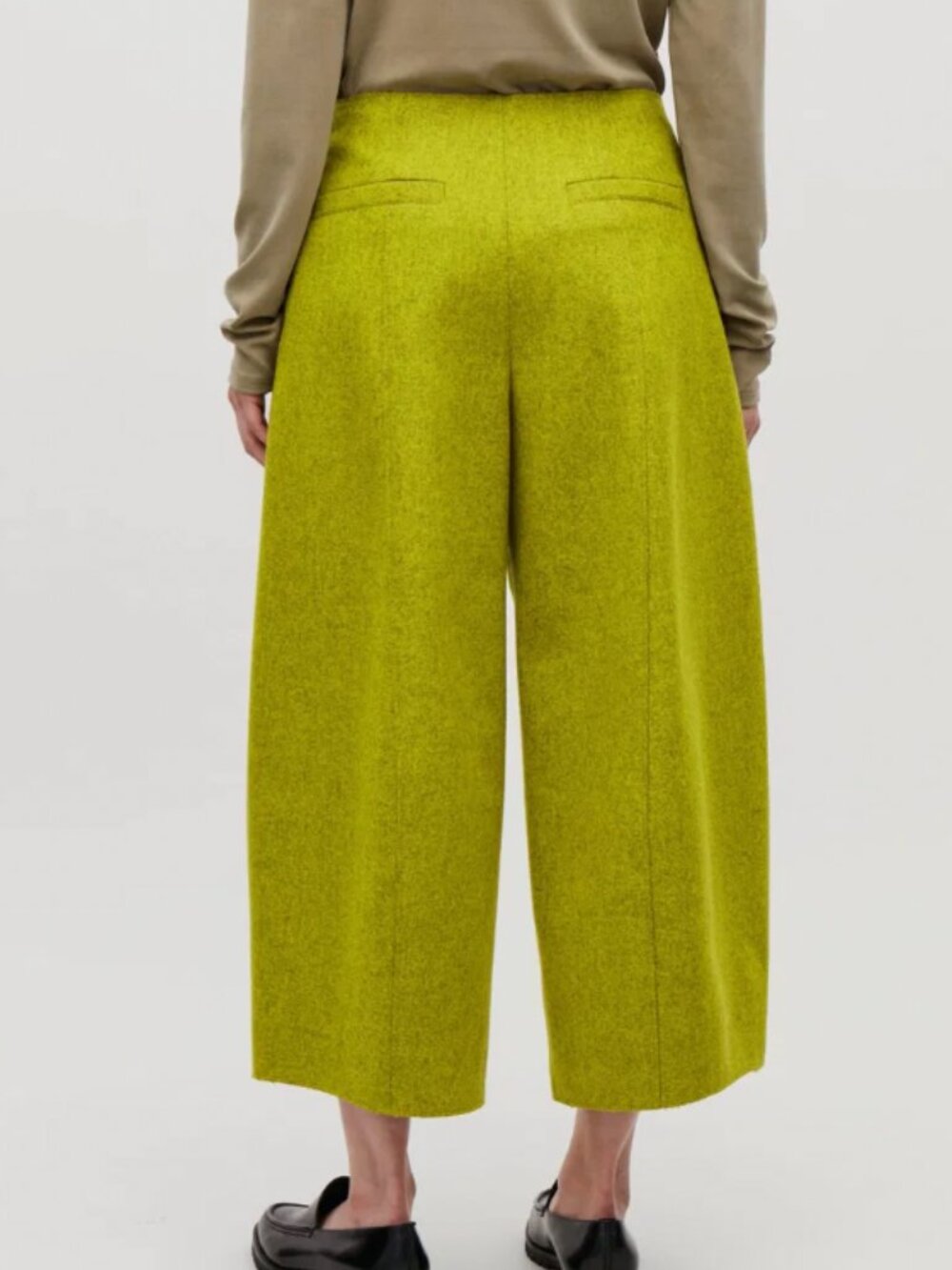 COS | Raw-Cut Rounded Wool Culottes | Size 6 - Picture 6 of 10